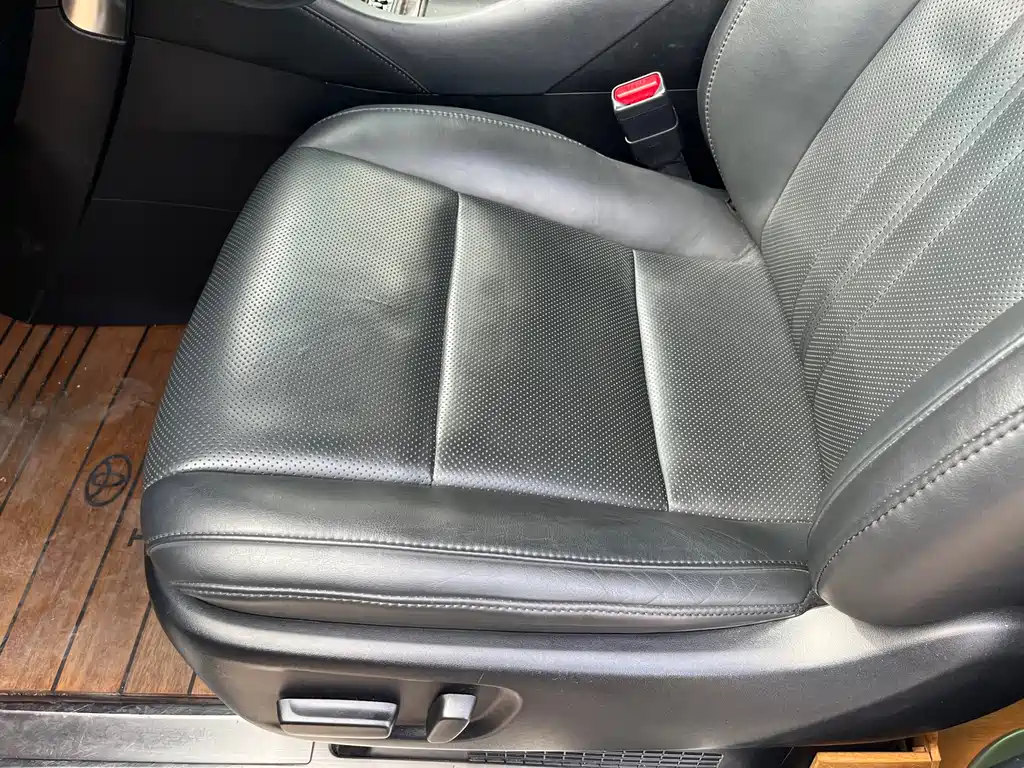 Toyota Vellfire 2021 — фото 10