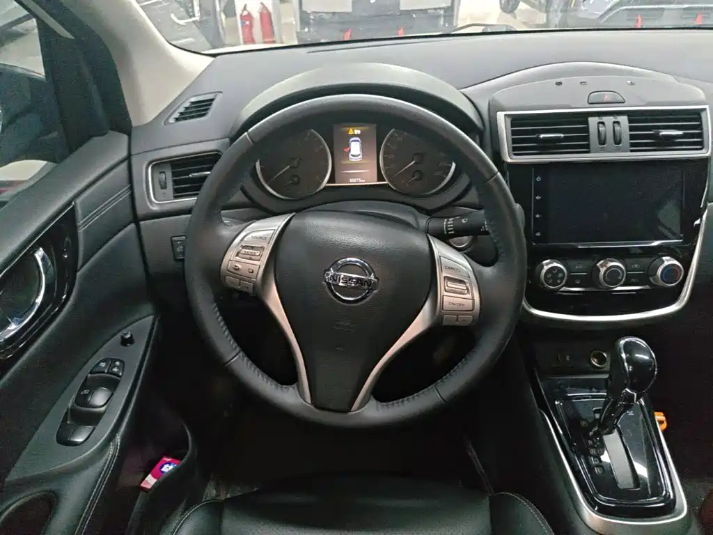 Nissan Tiida 2024 — фото 11
