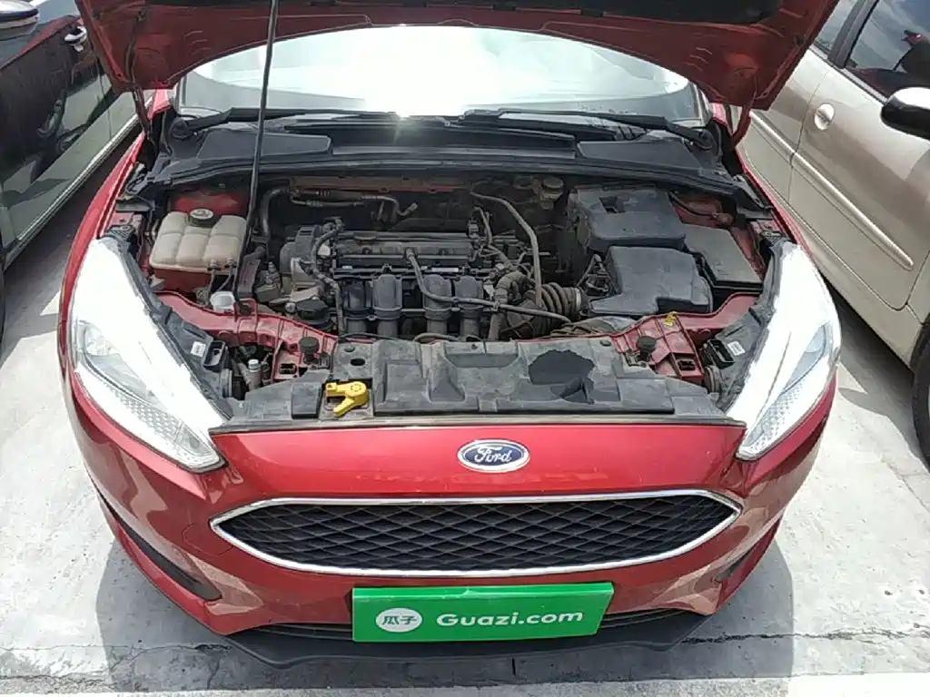 Ford Focus 2015 — фото 16