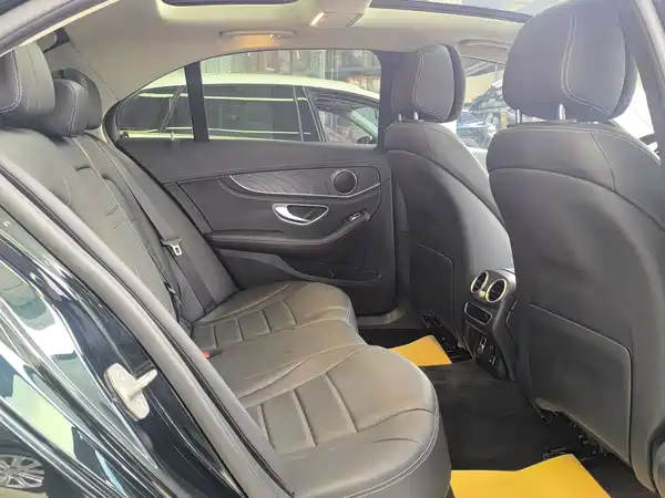 Mercedes-Benz C-Class 2020