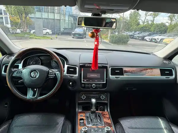 Volkswagen Touareg 2011