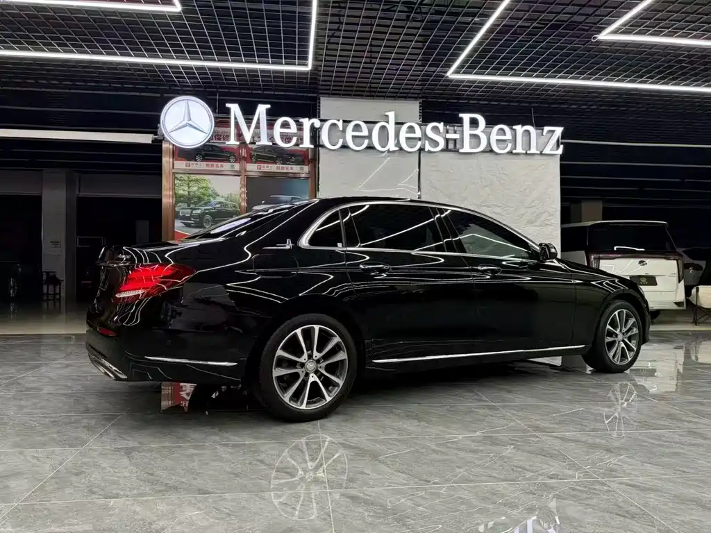 Mercedes-Benz E-Class 2019