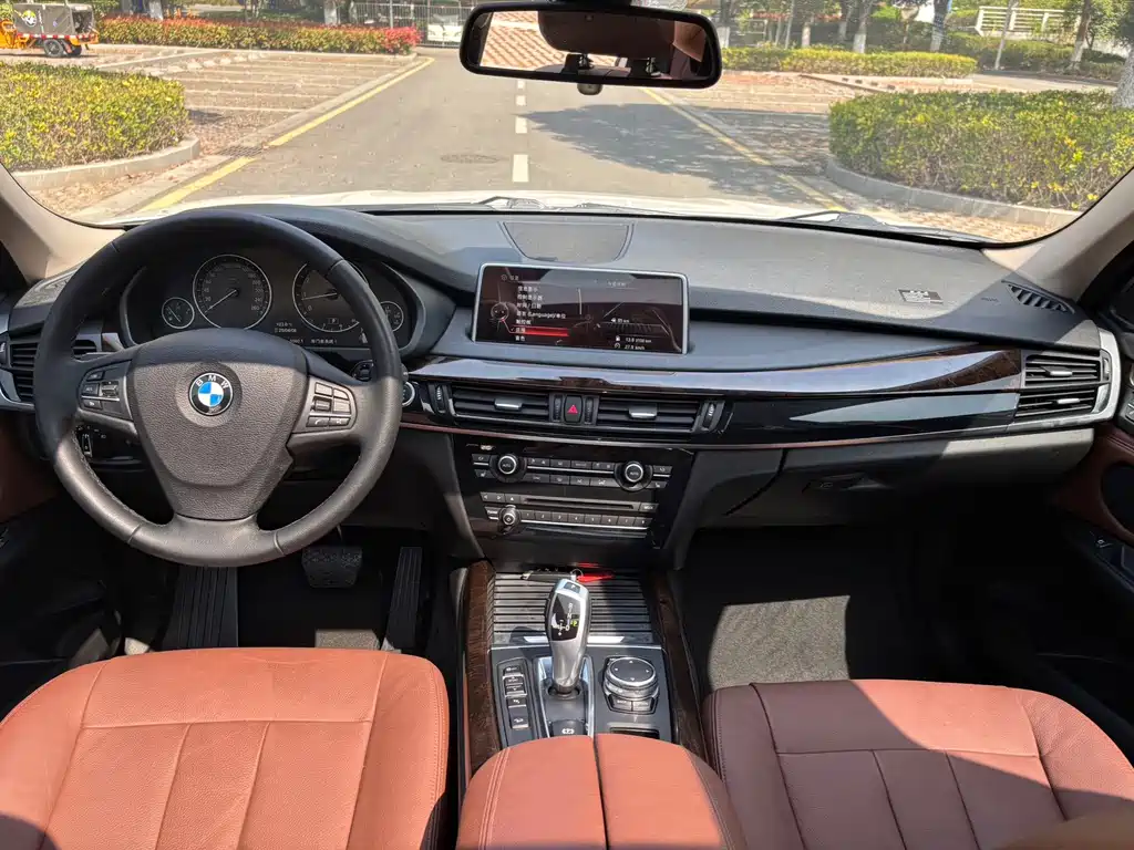 BMW X5 2015 — фото 8
