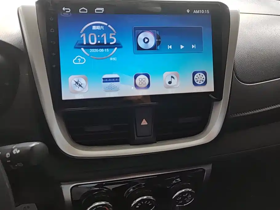 Toyota Yaris L 2020 — фото 13