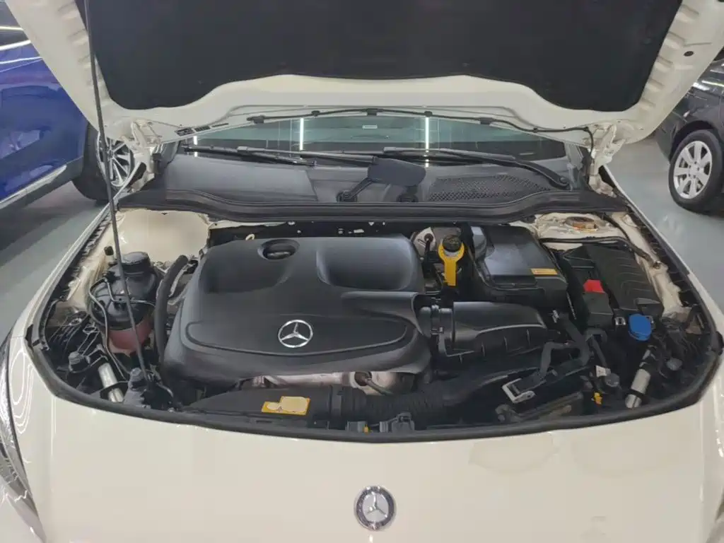 Mercedes-Benz CLA 2016 — фото 20