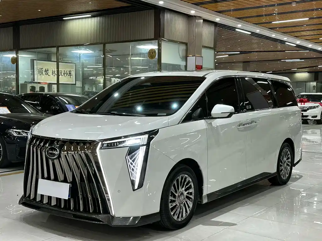 GAC Motor Trumpchi M8 2023 — фото 1