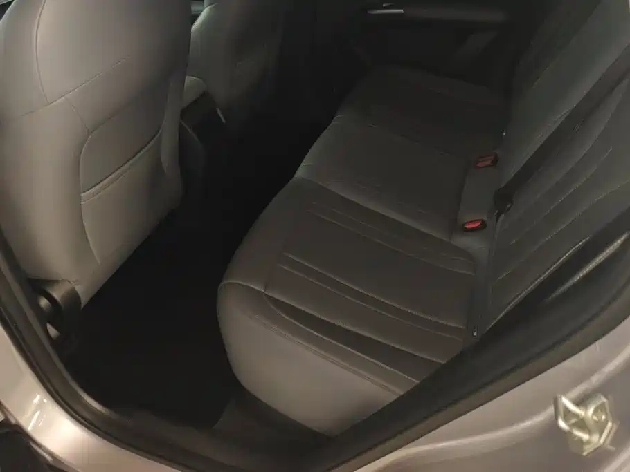 Geely Galaxy Starwish 2025 — фото 11