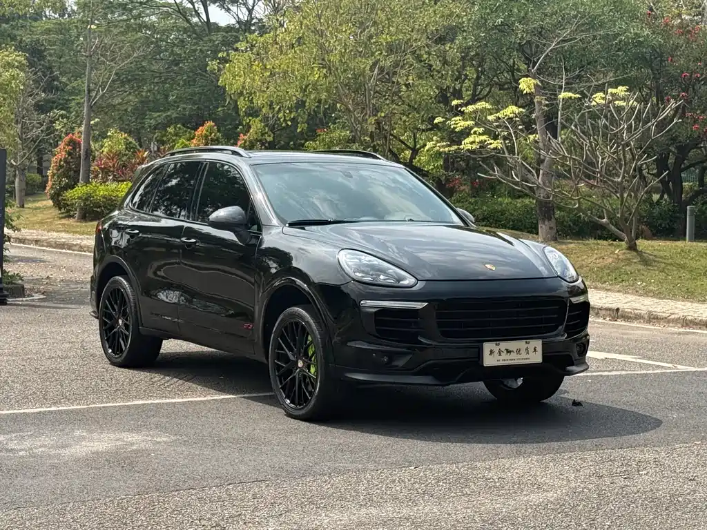 Porsche Cayenne 2015 — фото 3