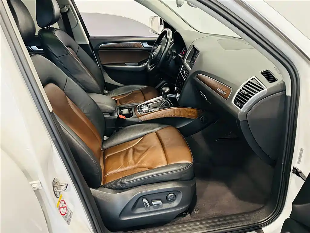 Audi Q5 2016 — фото 11