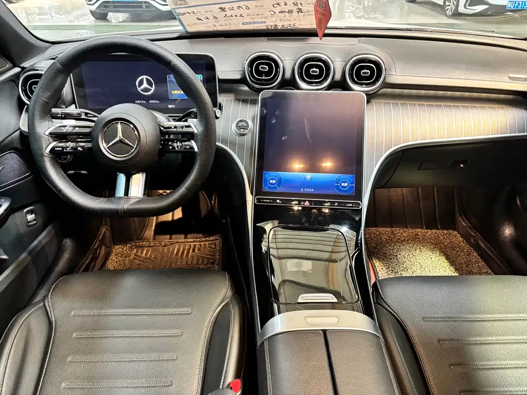 Mercedes-Benz C-Class 2023 — фото 8