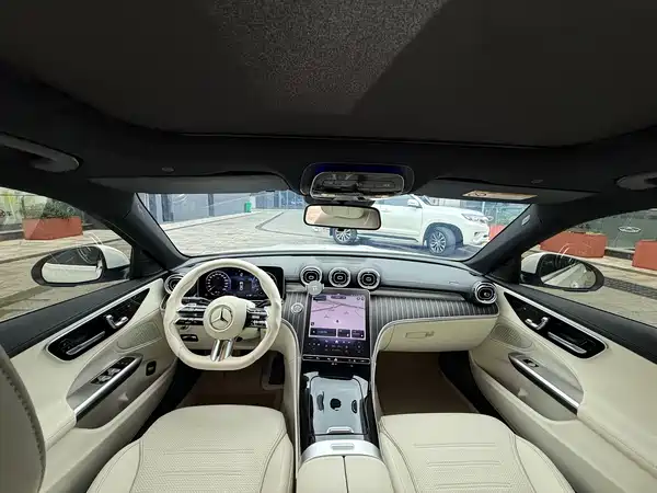 Mercedes-Benz C-Class 2023