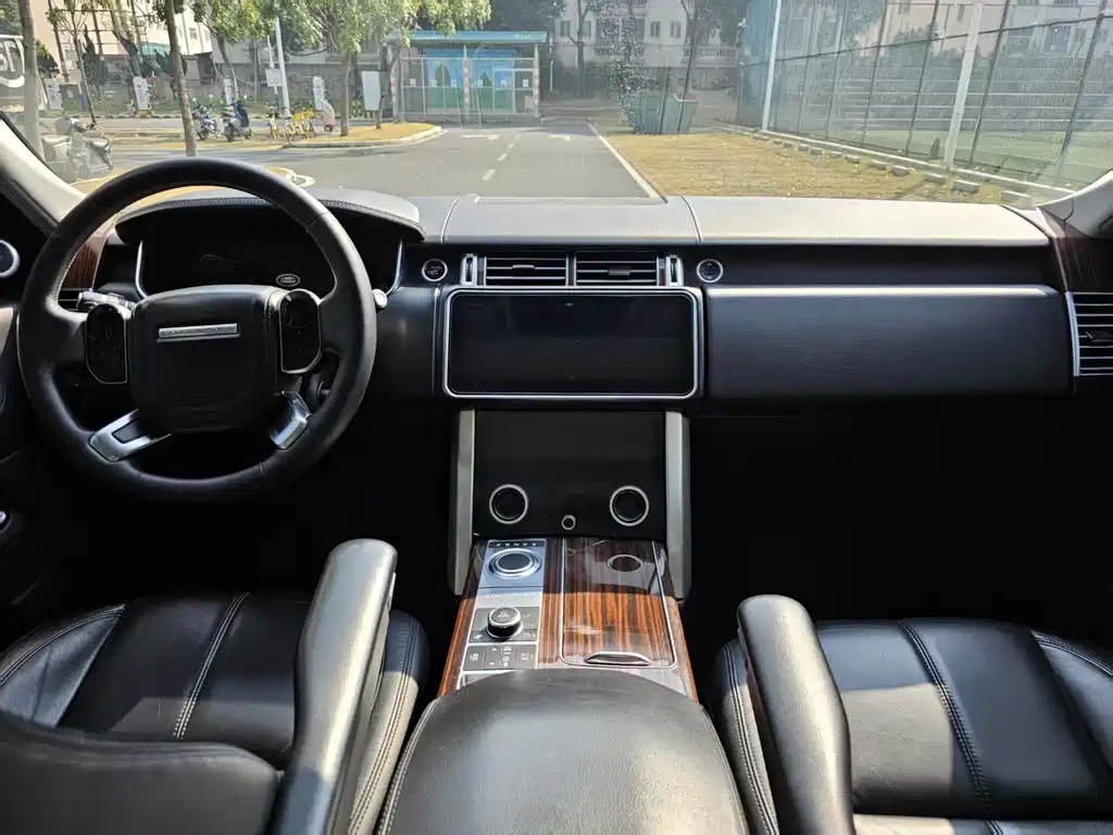 Land Rover Range Rover 2017 — фото 20