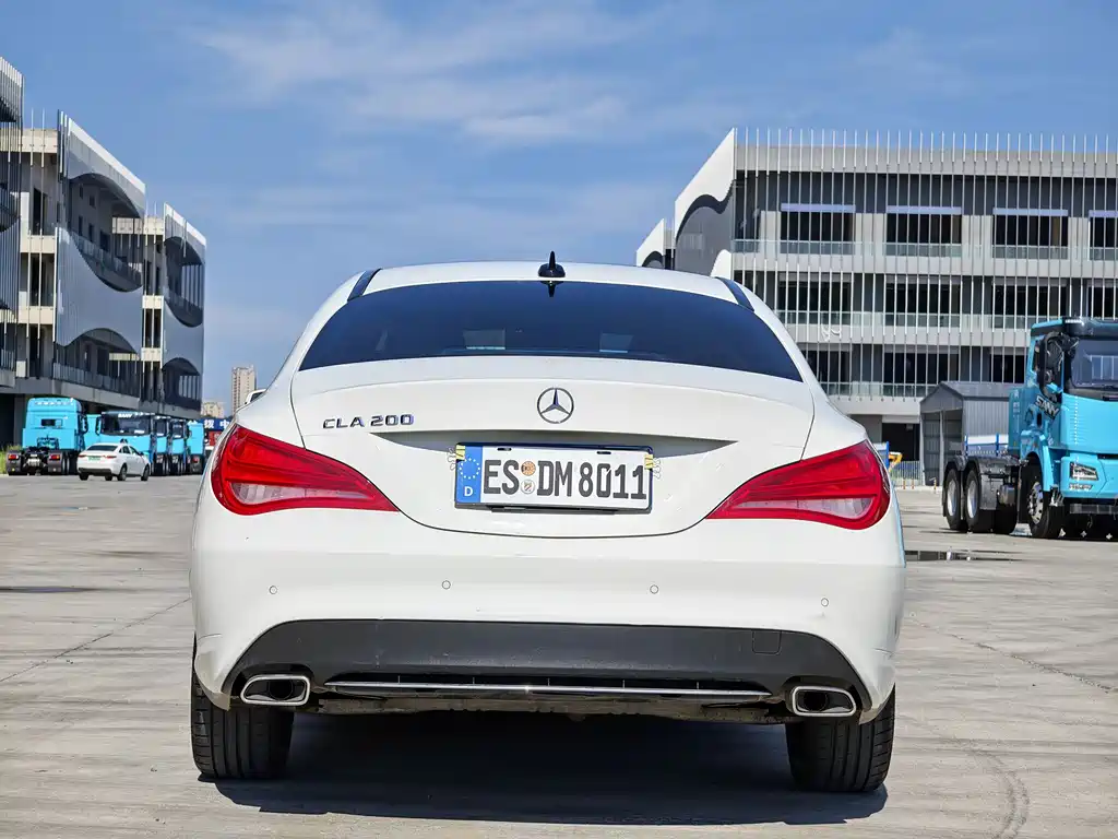 Mercedes-Benz CLA 2015 — фото 12