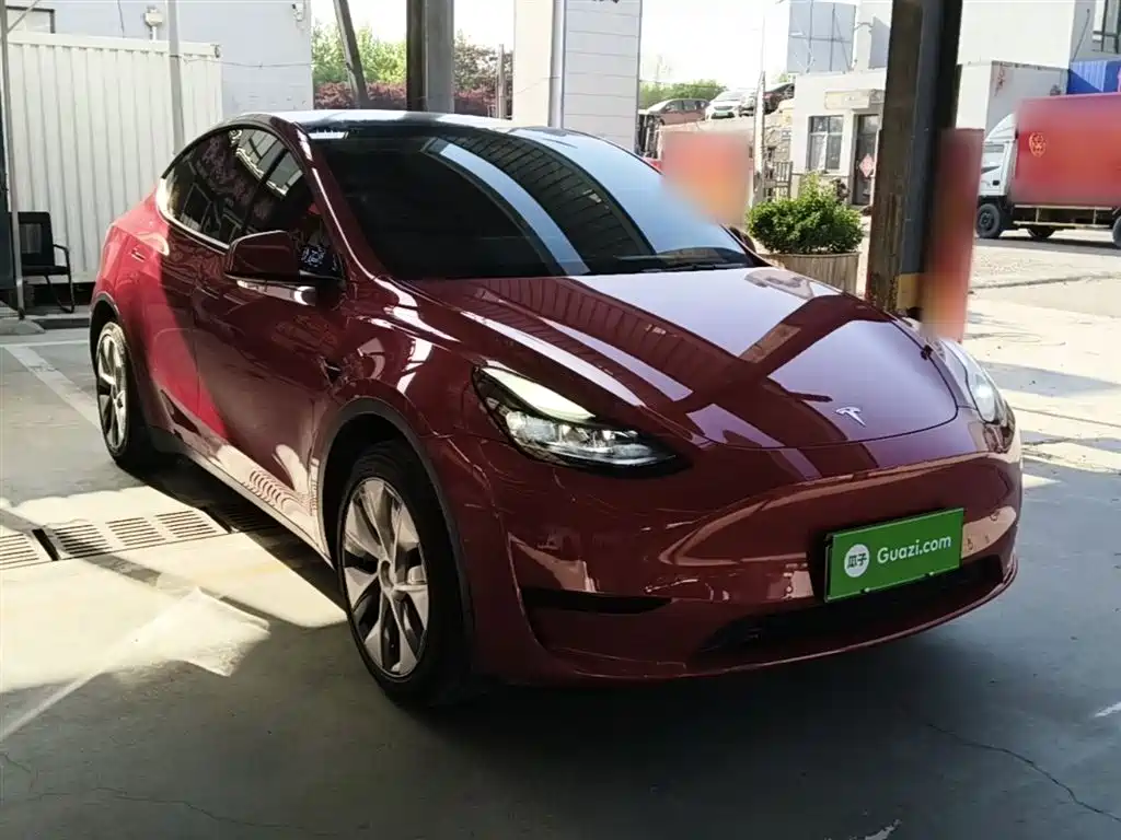 Tesla Model Y 2023 — фото 4