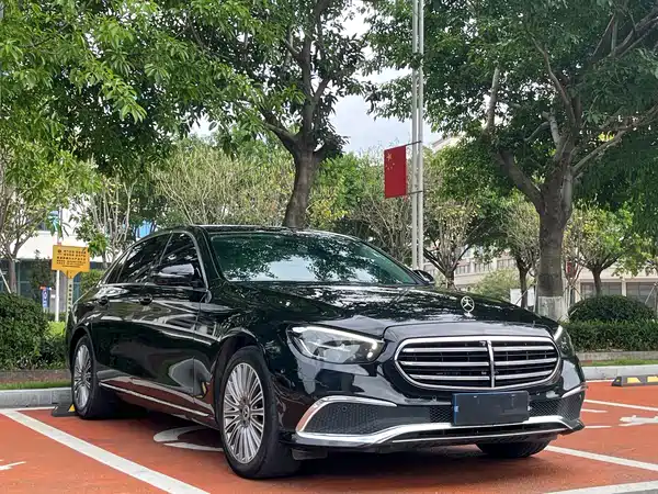 Mercedes-Benz E-Class 2023