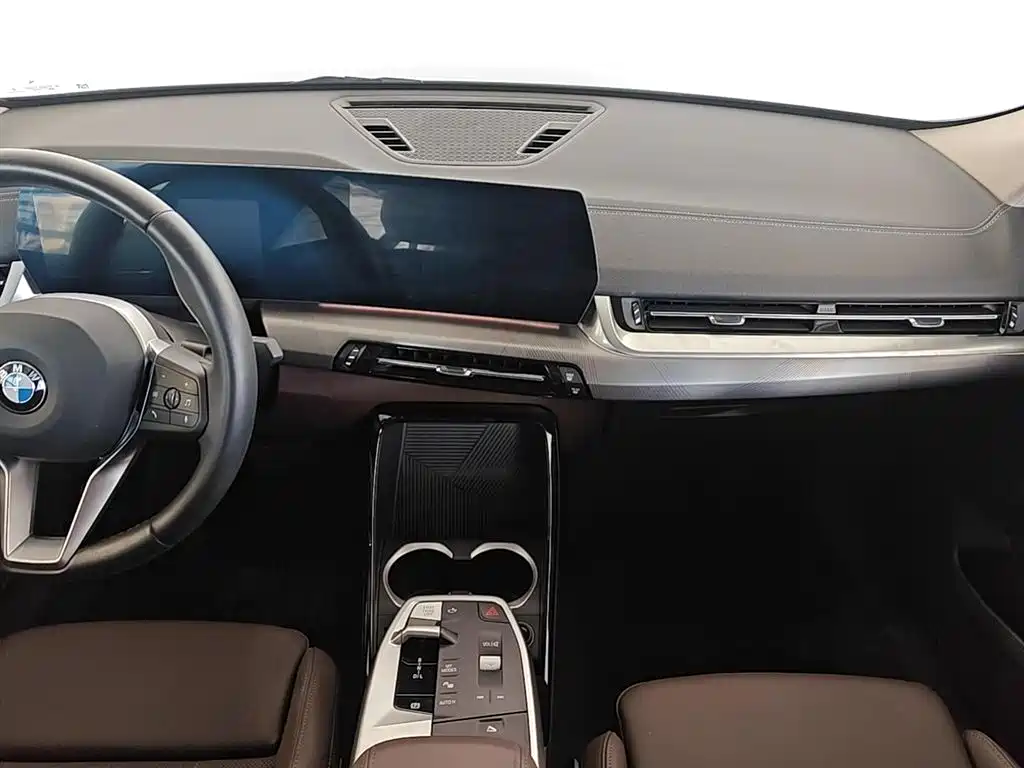 BMW X2 2025 — фото 12