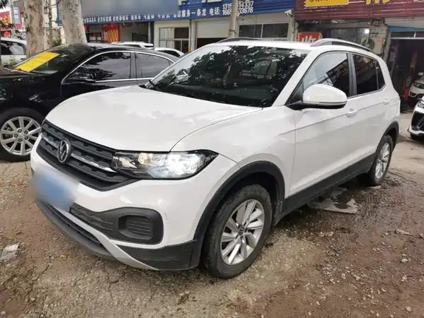 Volkswagen Tacqua 2020