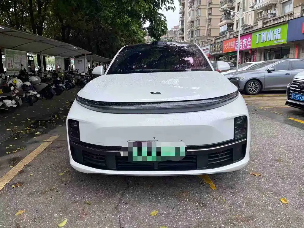 Li Auto Li L7 2023
