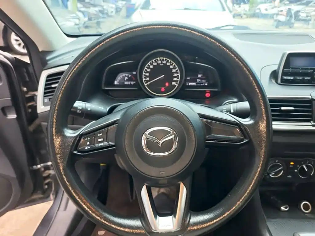 Mazda 3 Angkesela 2019 — фото 11
