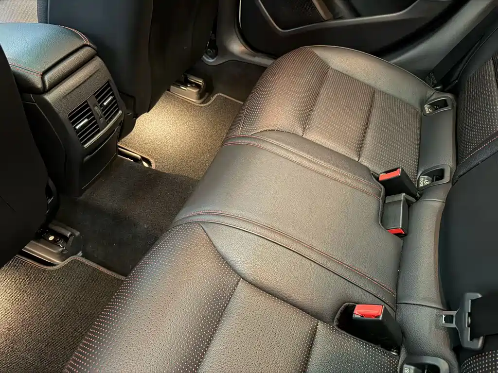 Mercedes-Benz GLA AMG 2019 — фото 13