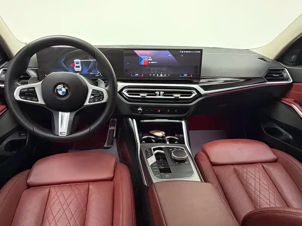 BMW 3 Series 2024 — фото 14