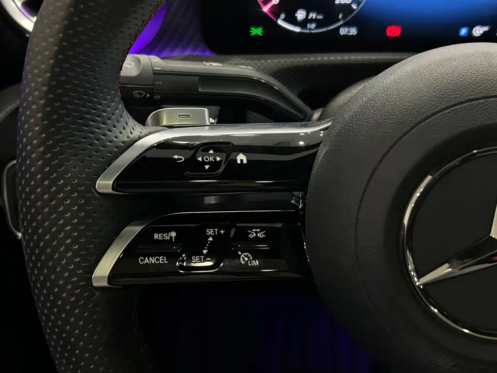 Mercedes-Benz A-Class 2023 — фото 12