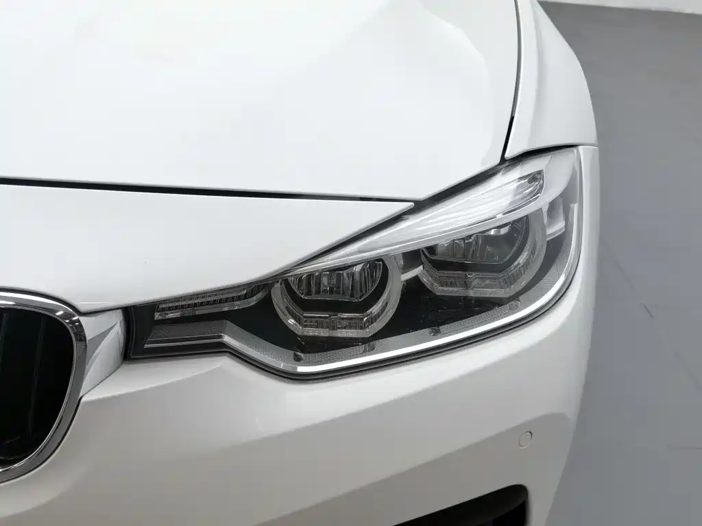 BMW 3 Series 2016