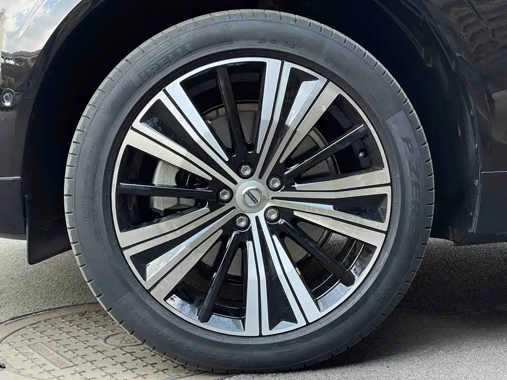 Volvo XC60 PHEV 2022 — фото 23