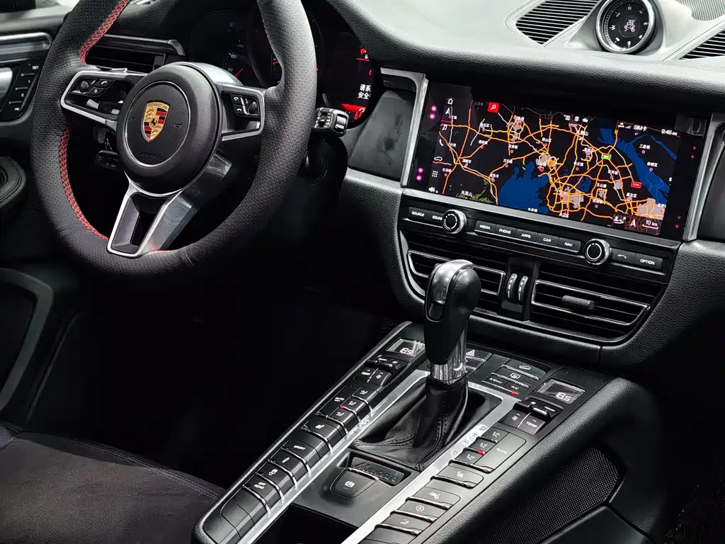Porsche Macan 2020 — фото 9