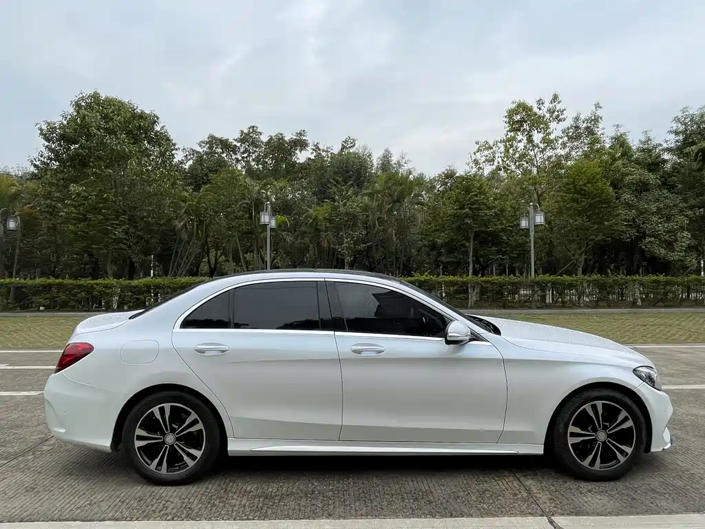 Mercedes-Benz C-Class 2018 — фото 8