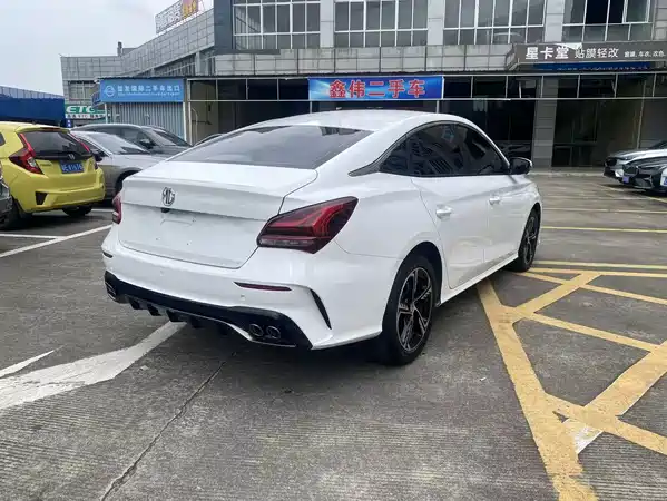 MG MG5 2023