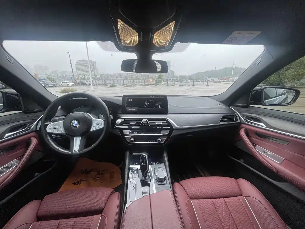 BMW 5 Series 2023
