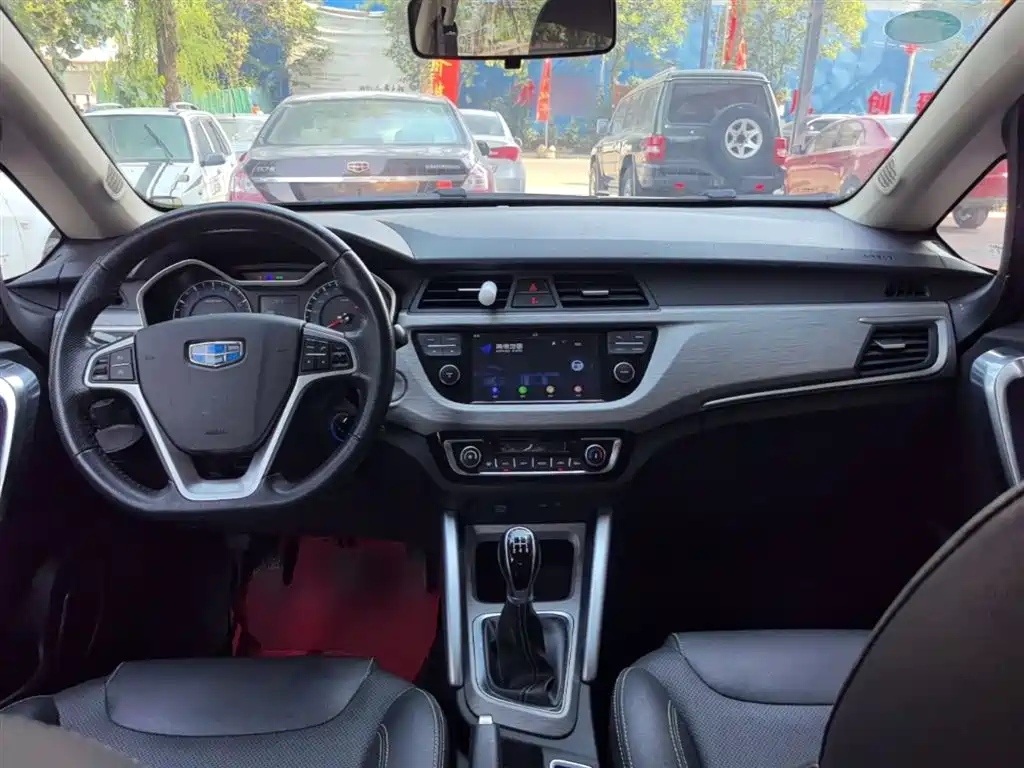 Geely Vision X3 2019 — фото 10