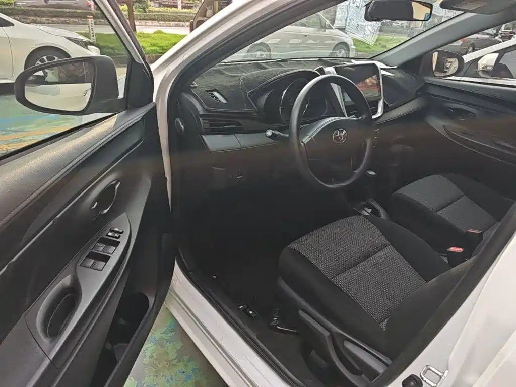 Toyota Vios 2020 — фото 16