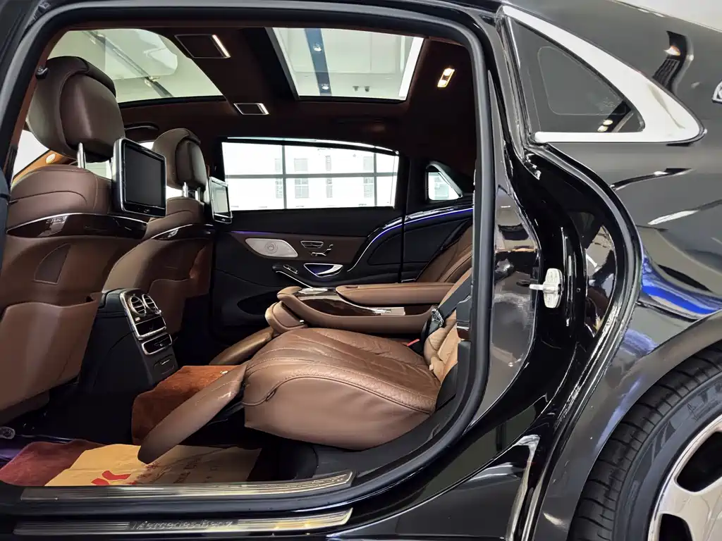 Mercedes-Benz Maybach S-Class 2015 — фото 10