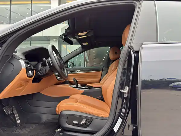 BMW 6 Series GT 2021