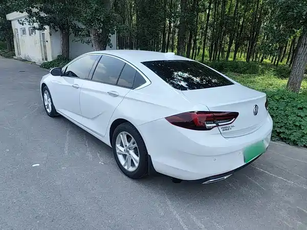 Buick Regal 2023