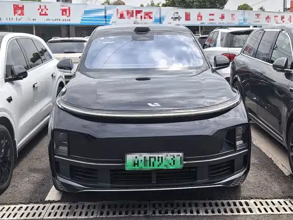 Li Auto L9 2025