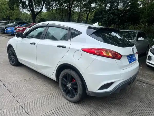 Changan Eado XT 2017