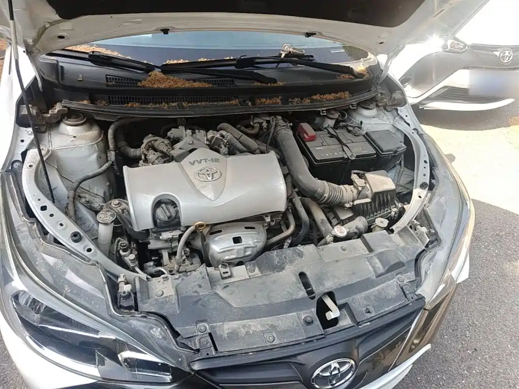 Toyota Yaris L 2019 — фото 20