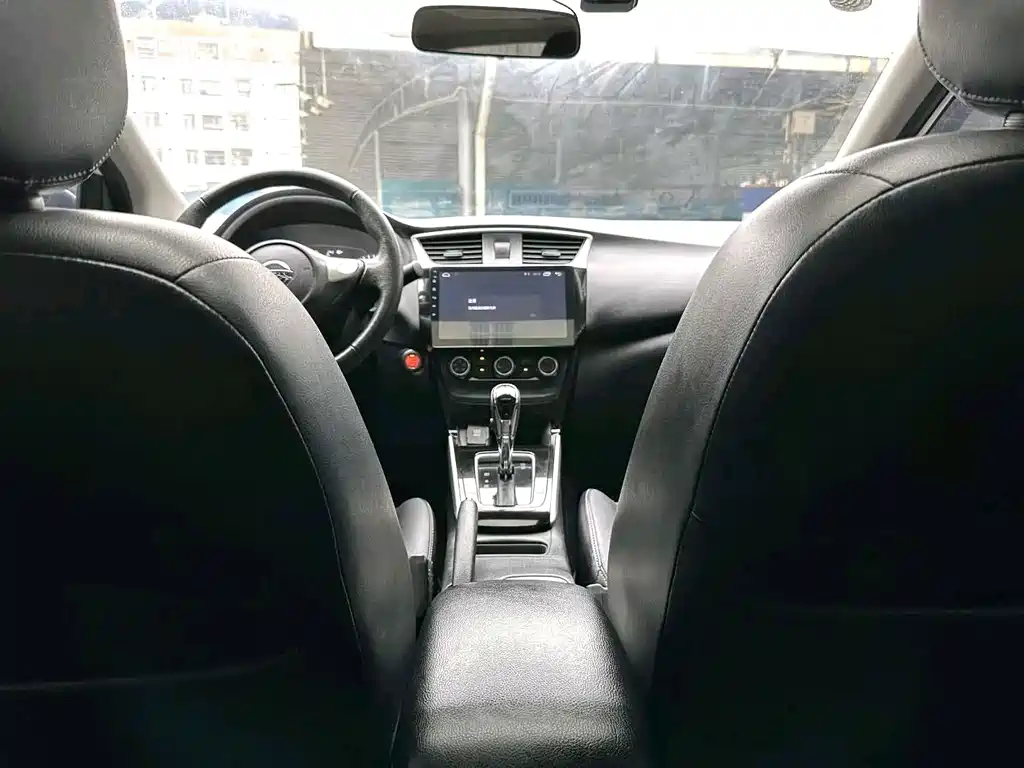 Nissan Sylphy 2018 — фото 13