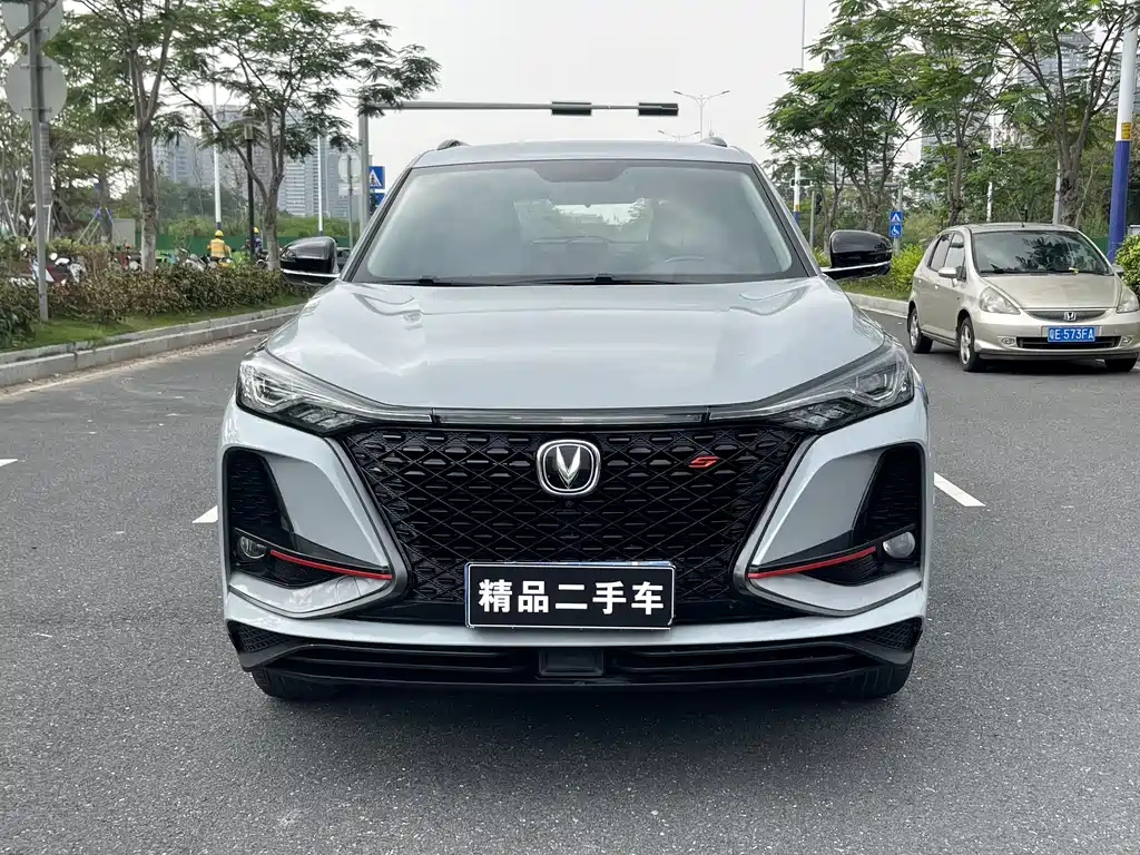 Changan CS75 PLUS 2021 — фото 2