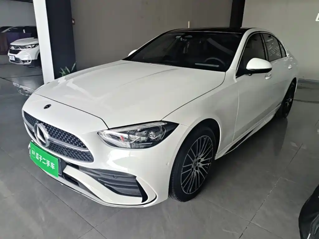 Mercedes-Benz C-Class 2024