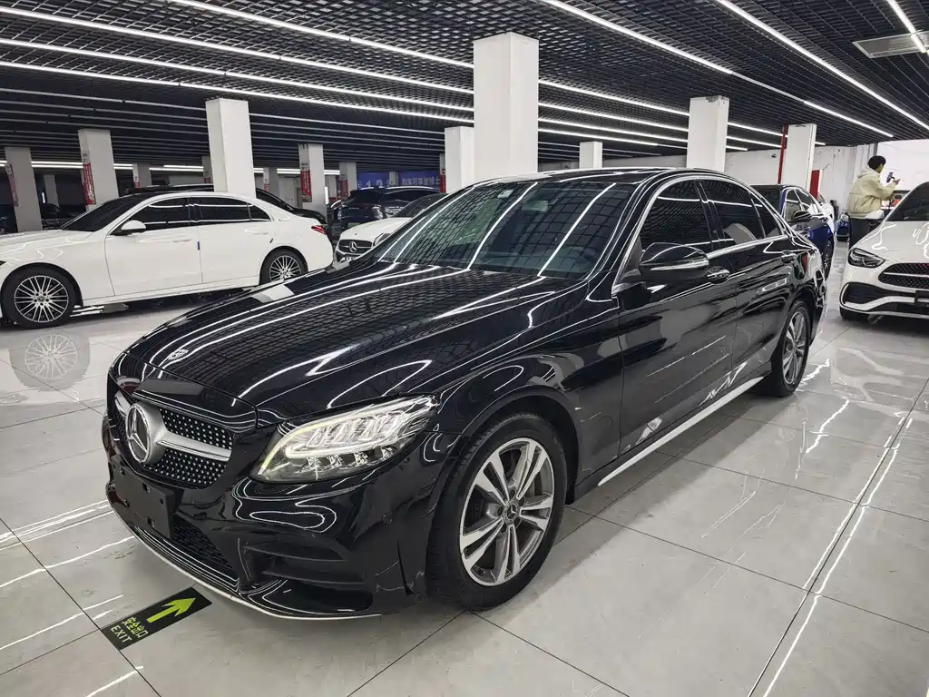 Mercedes-Benz C-Class 2020 — фото 2