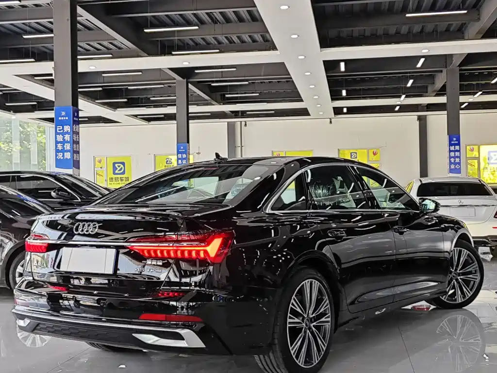 Audi A6L 2025