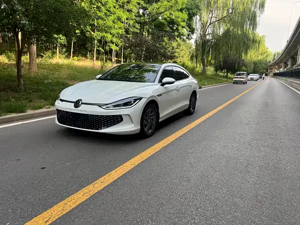 Volkswagen Lamando 2024