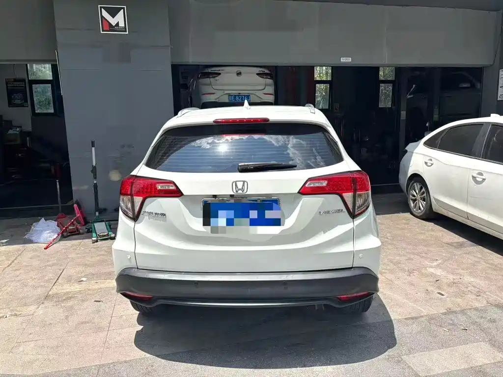 Honda Vezel 2020 — фото 3