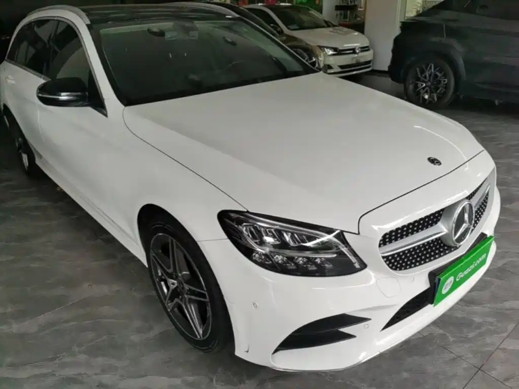 Mercedes-Benz C-Class 2021