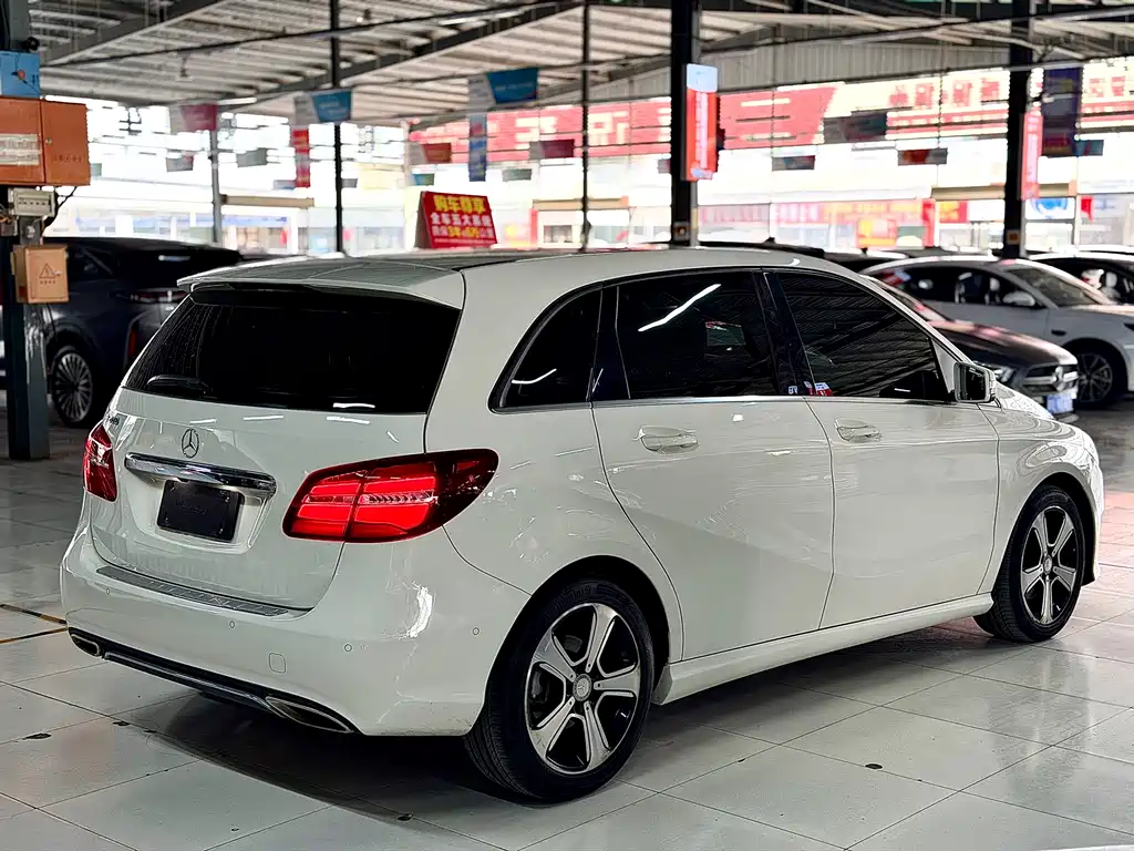 Mercedes-Benz B-Class 2016 — фото 5