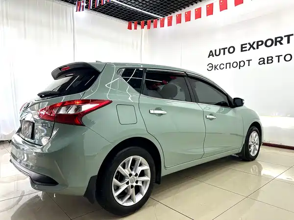 Nissan Tiida 2023